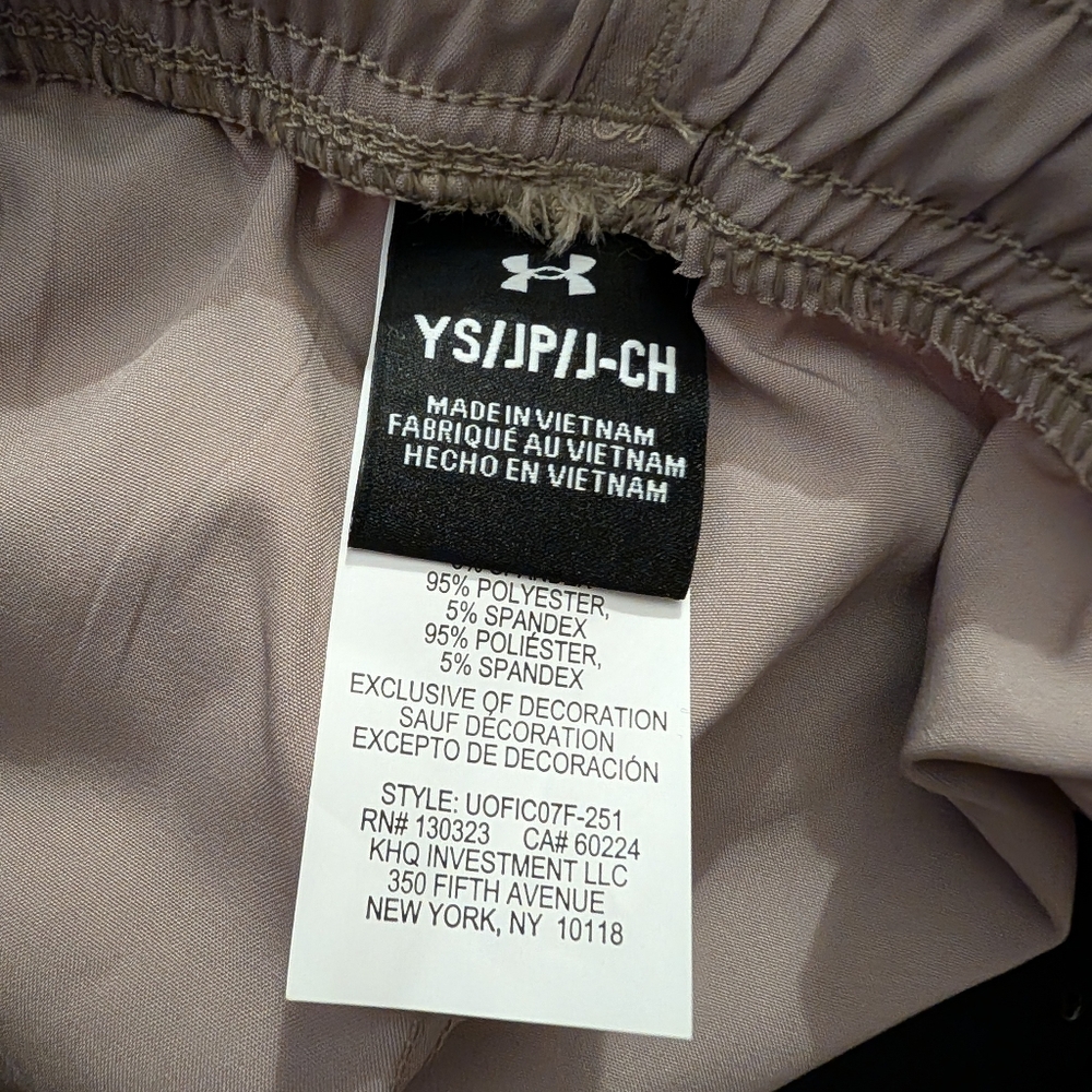 Under Armour Cargo Pants - Picture 9 of 14